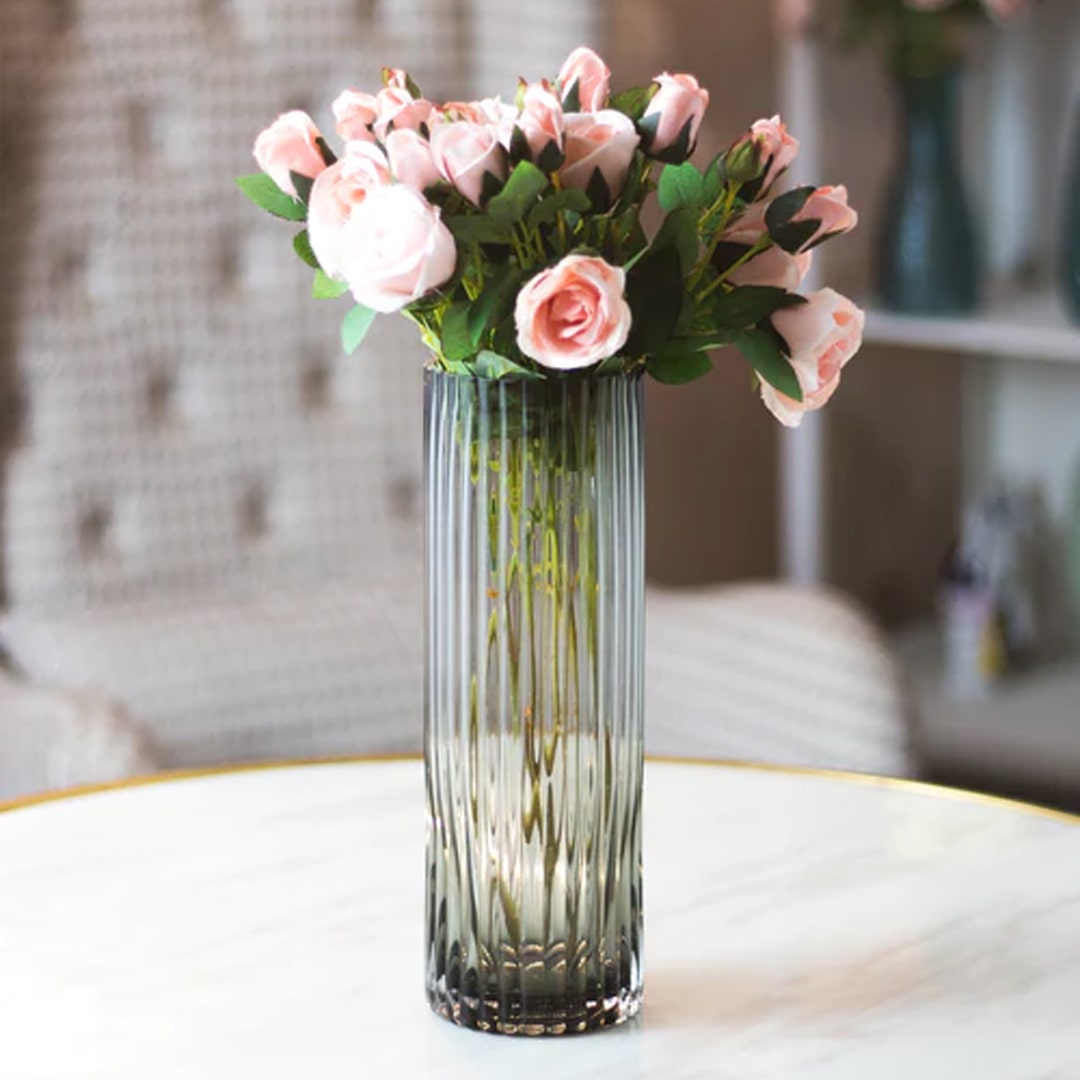 glassware vase-min